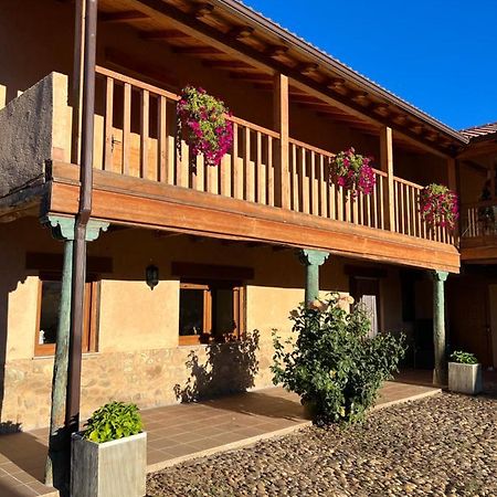 Casa Villa Franca Llamas de la Ribera المظهر الخارجي الصورة